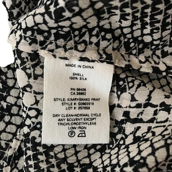 THEORY 100% Silk Snake Skin  Print Blouse Size S - Picture 7 of 7